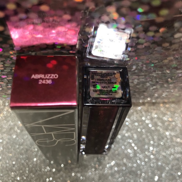BNIB! NARS Full Vinyl Lip Lacquer in ABRUZZO 2436 - Picture 3 of 6